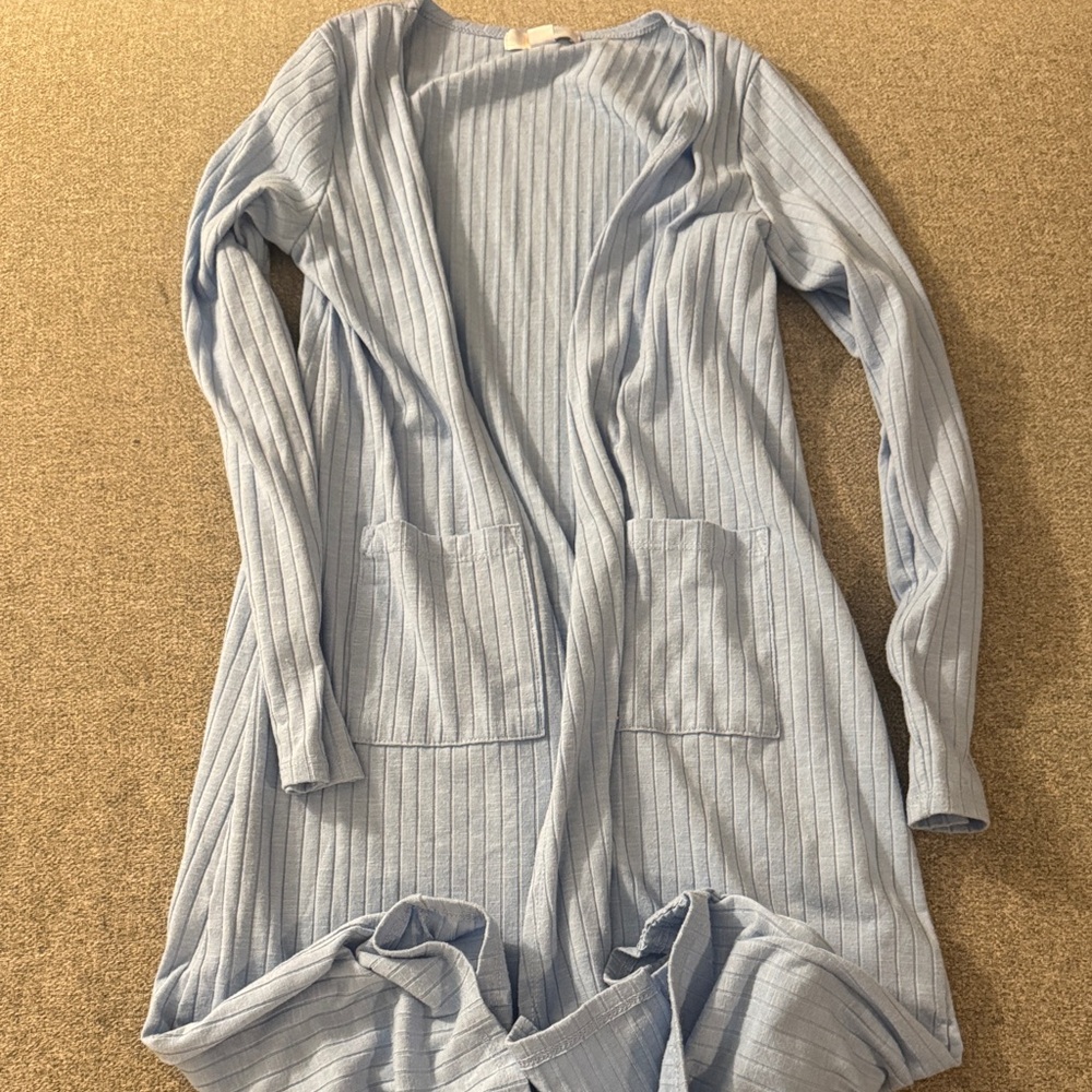 5/$15- Light Blue Ribbed Open-Front Cardigan
